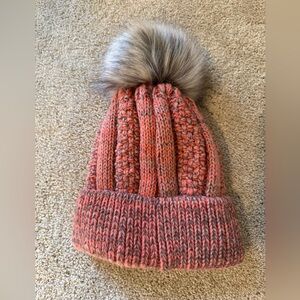 Adorable soft winter hat with pom.